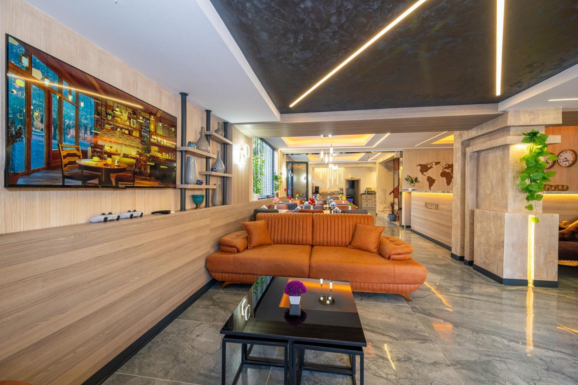 Otel Carpediem Gold คูซาดาซี ภายนอก รูปภาพ