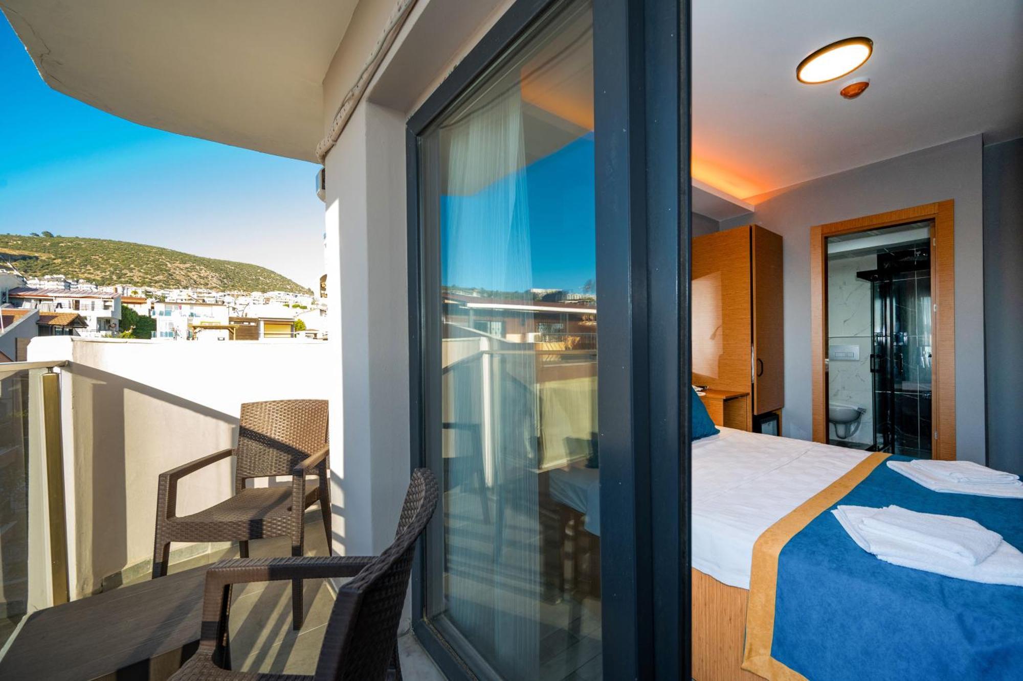 Otel Carpediem Gold คูซาดาซี ภายนอก รูปภาพ