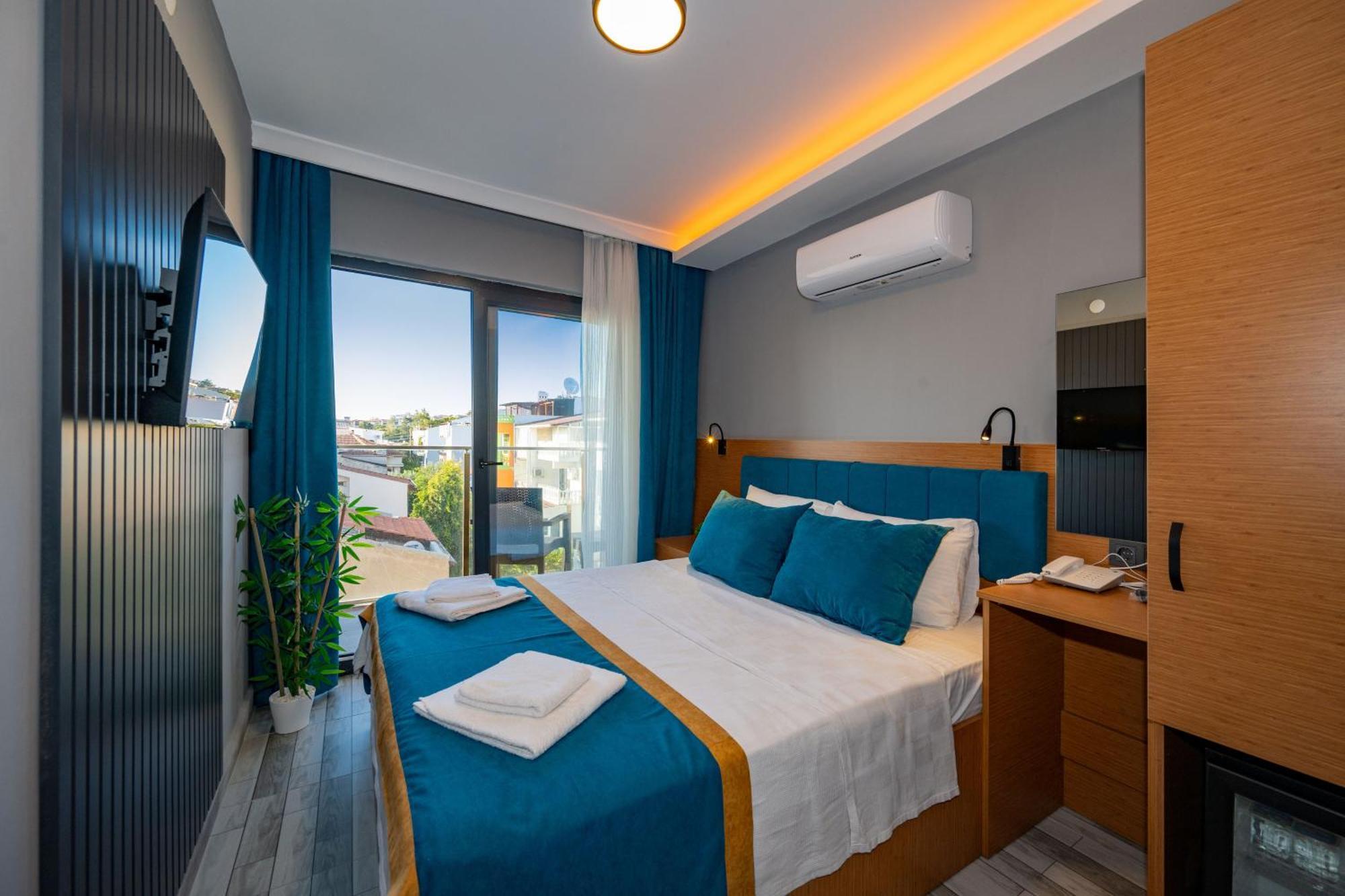 Otel Carpediem Gold คูซาดาซี ภายนอก รูปภาพ
