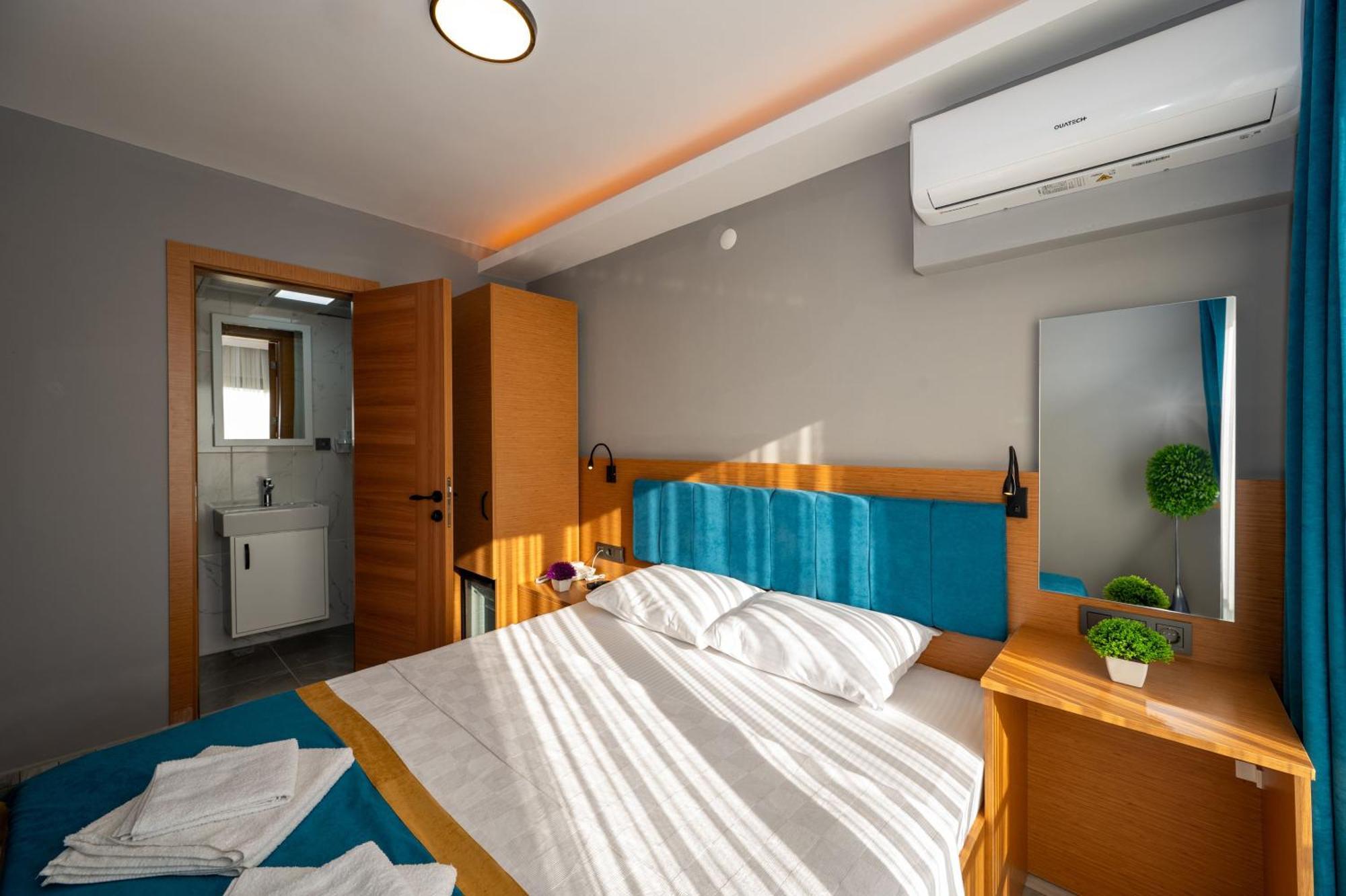 Otel Carpediem Gold คูซาดาซี ภายนอก รูปภาพ