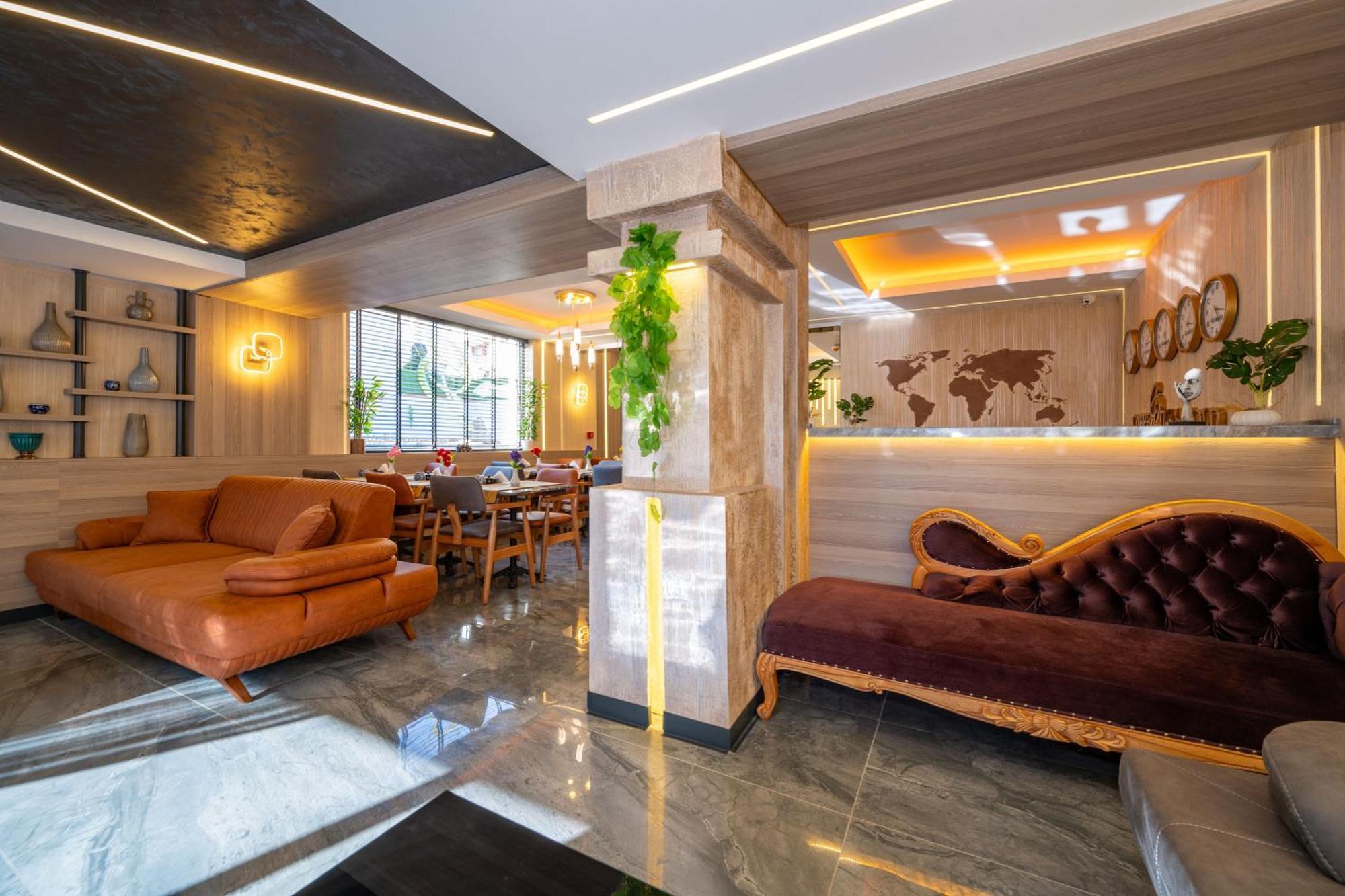 Otel Carpediem Gold คูซาดาซี ภายนอก รูปภาพ