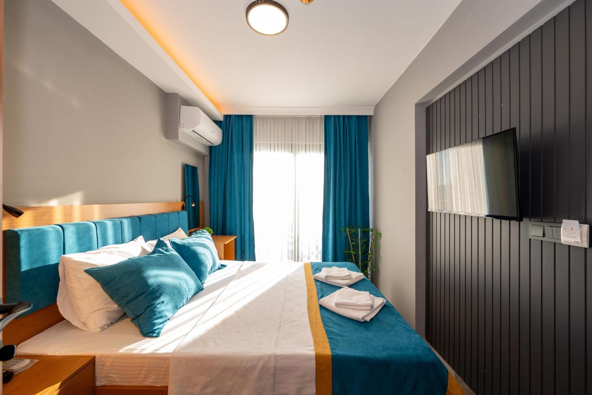 Otel Carpediem Gold คูซาดาซี ภายนอก รูปภาพ