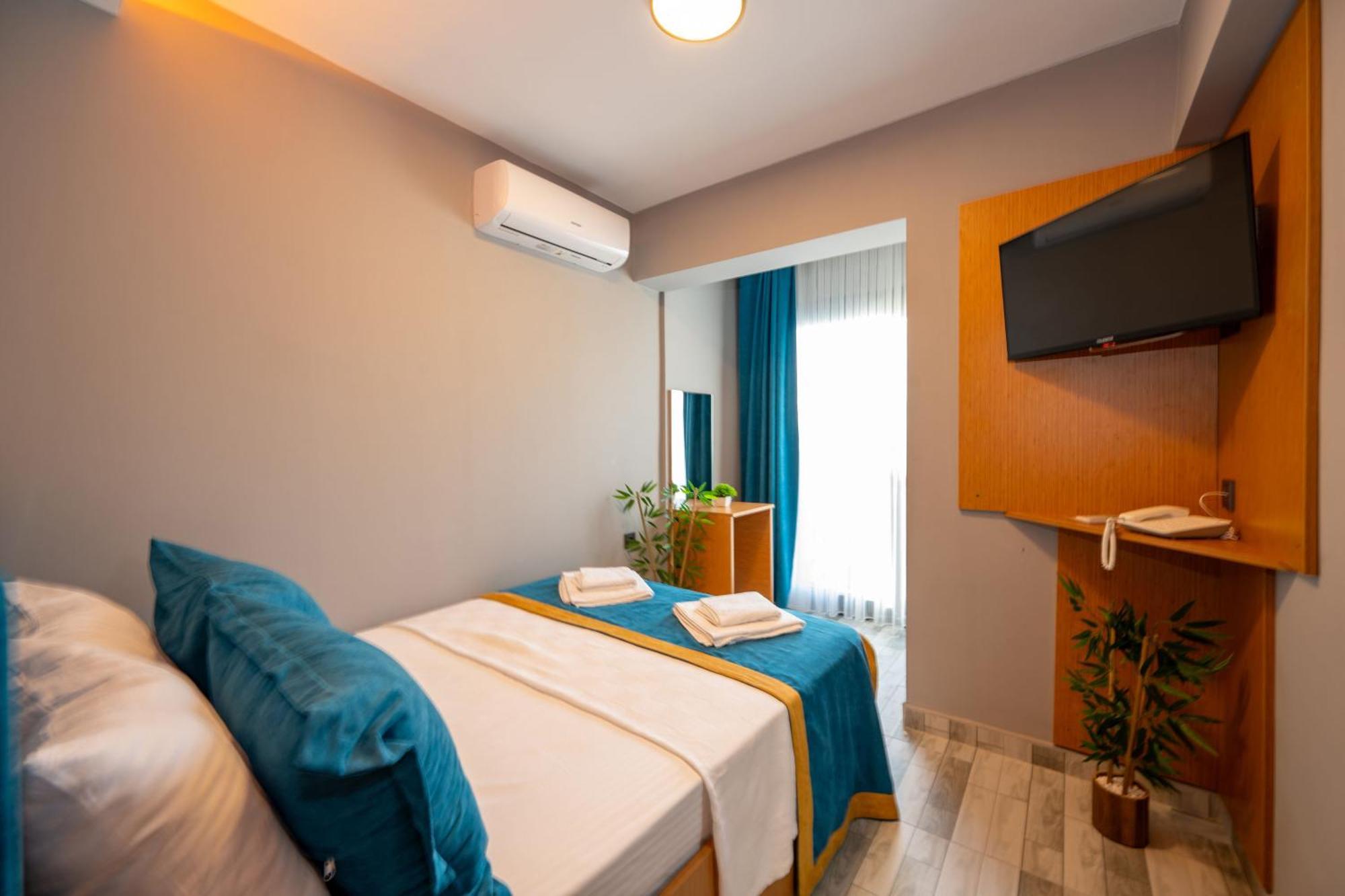 Otel Carpediem Gold คูซาดาซี ภายนอก รูปภาพ